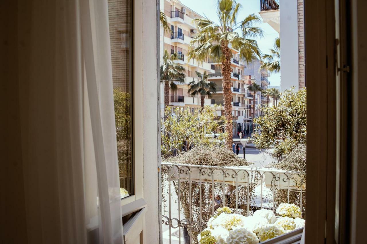 Casa de hóspedes Palazzo Dei Grifoni - Luxury - San Benedetto del Tronto